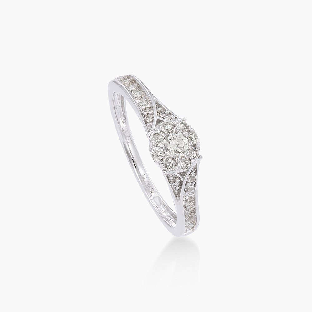 white gold ring hallmarked 375