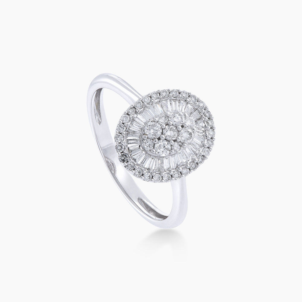 Tapered Diamond Ring in 375/9K White Gold 265920223