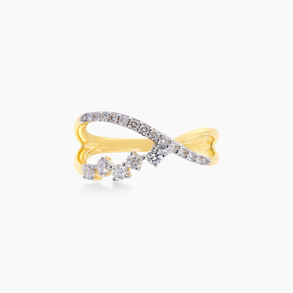 CHIC | Diamond Ring in 375/9K Yellow Gold 267610923