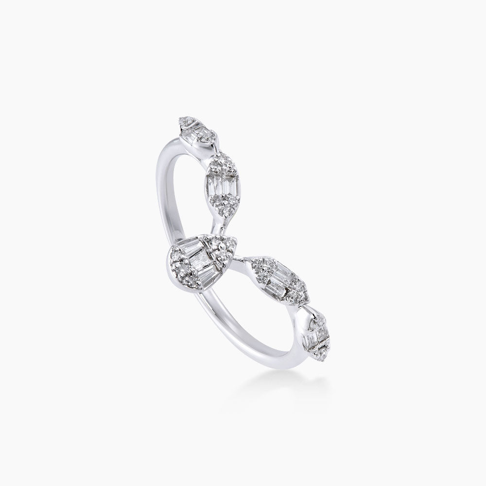 Baguette and Round Diamond Ring in 375/9K White Gold 268401223