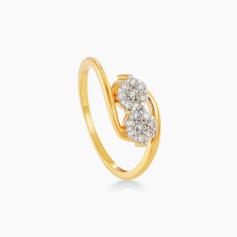Round Diamond Ring in 375/9K Gold 269460