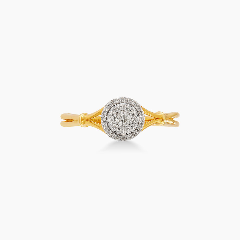 Diamond Ring in 375/9K Yellow Gold 270240824