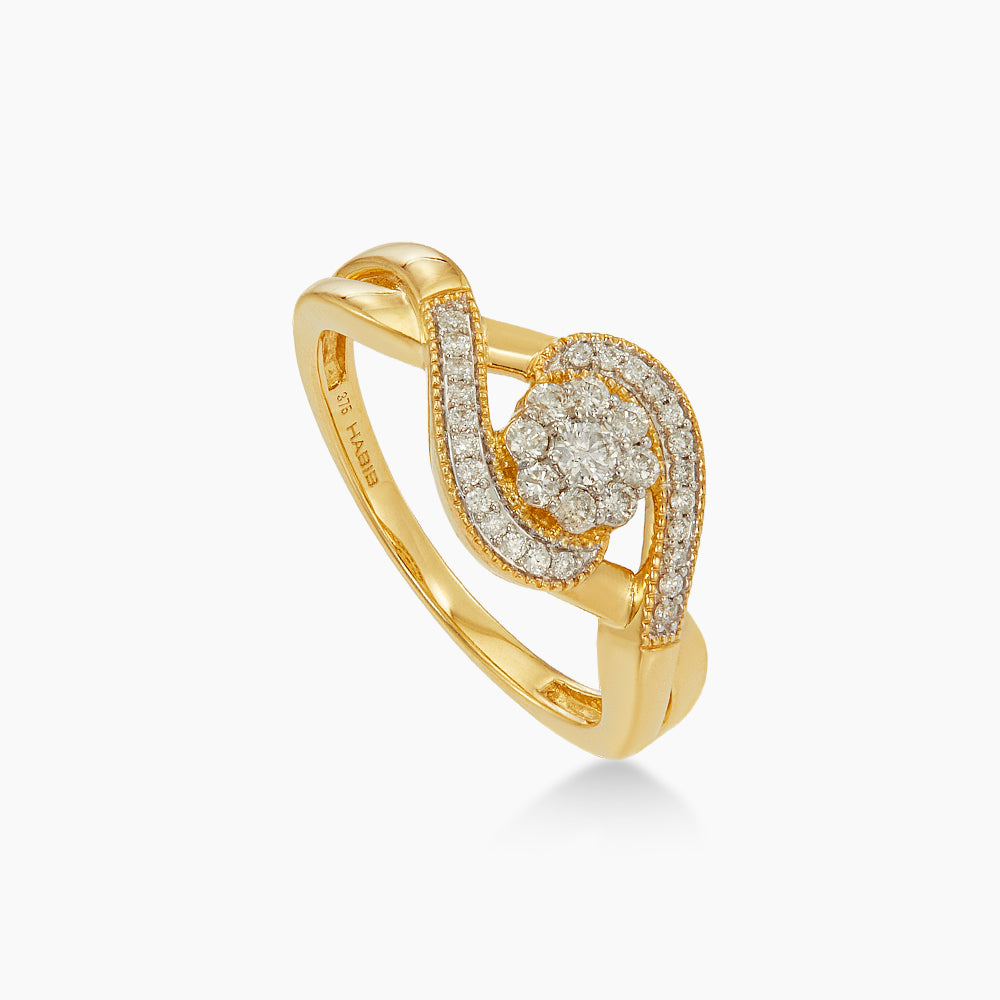 Diamond Ring in 375/9K Yellow Gold 270260824