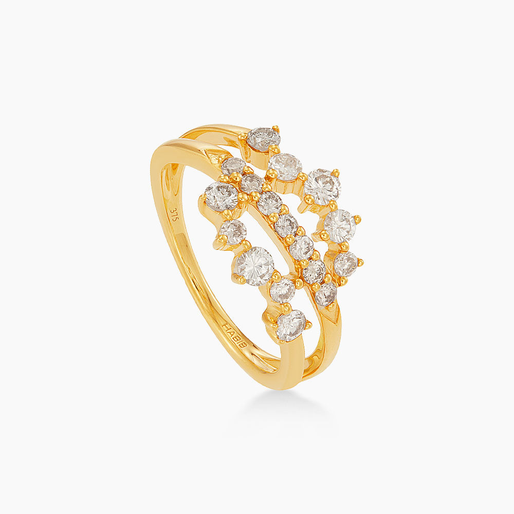 Diamond Ring in 375/9K Yellow Gold 271091224