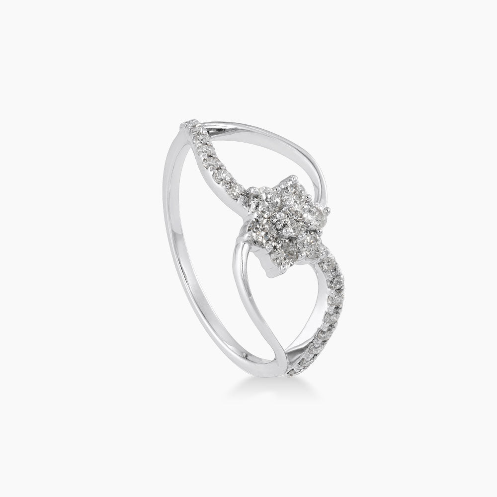 Diamond ring in 375/9K White Gold 271271224