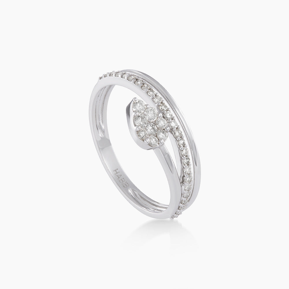 Diamond Ring in 375/9K White Gold 274490126