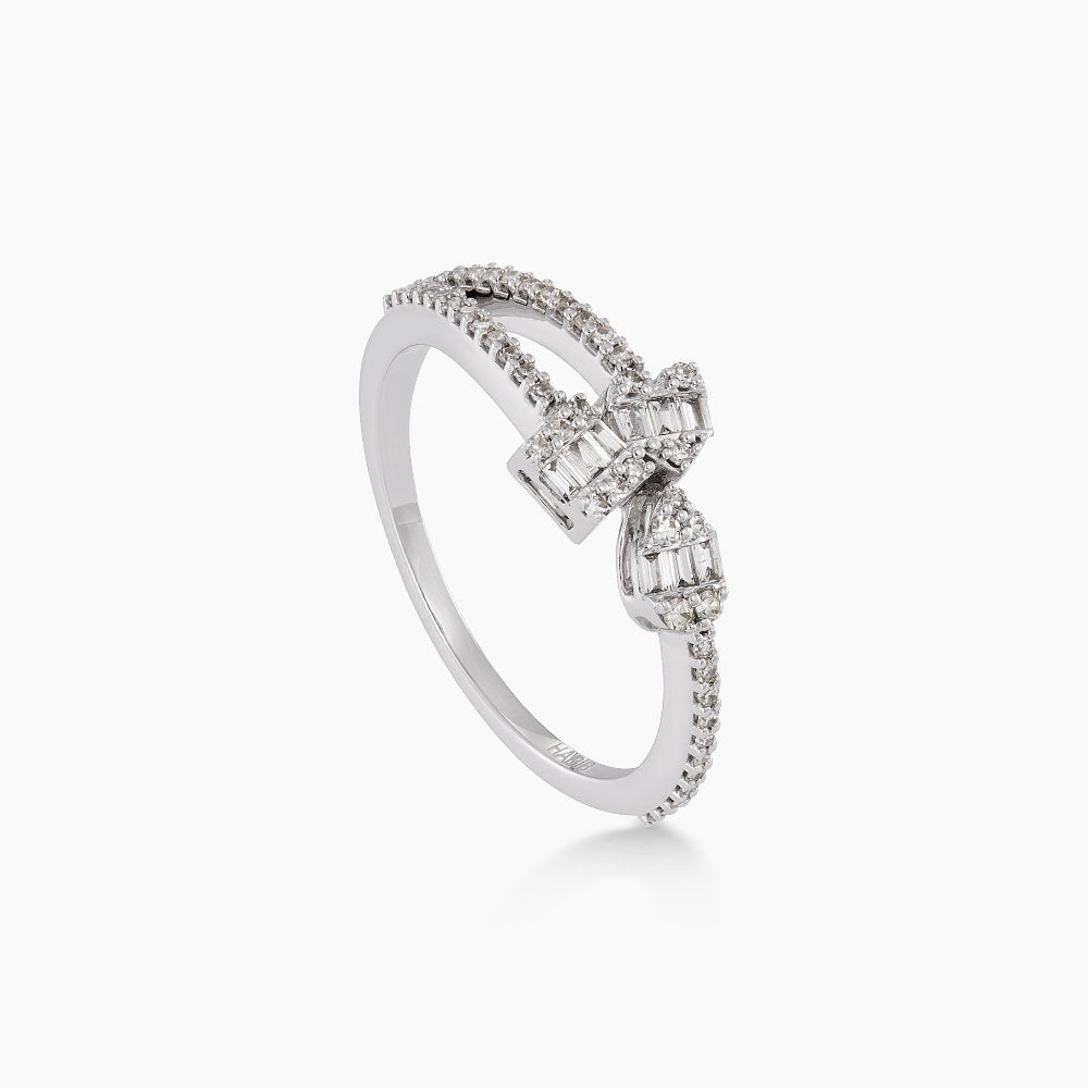 Tapered Baguette and Diamond Ring in 375/9K White Gold 274520126