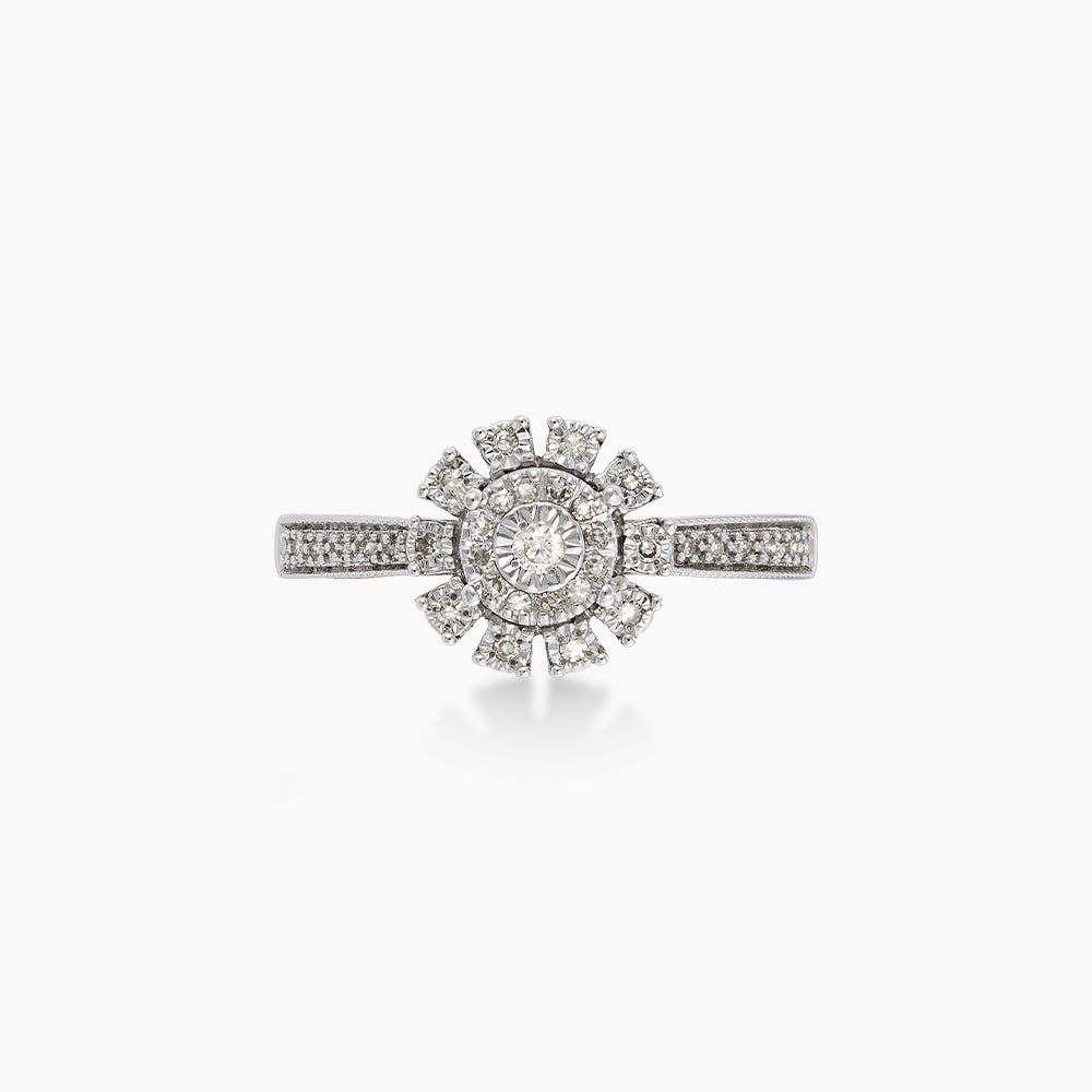 Illusion Set Round Diamond Ring in 375/9K White Gold 24884