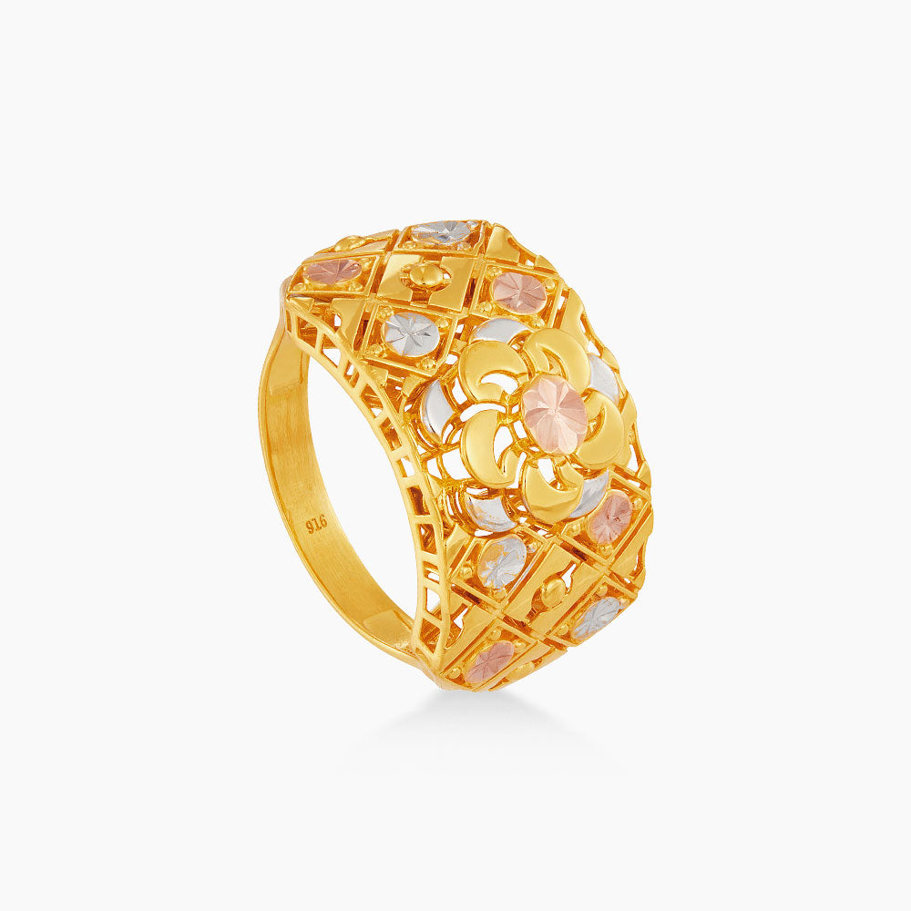916/22 Yellow, White and Rose Gold Ring 6200011YWR(R1)