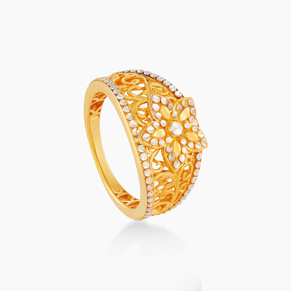 916/22K Yellow Gold Ring 6200045YW