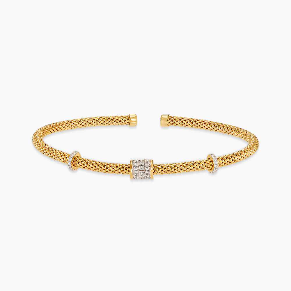 Diamond Bangle in 750/18K Yellow Gold 682660126