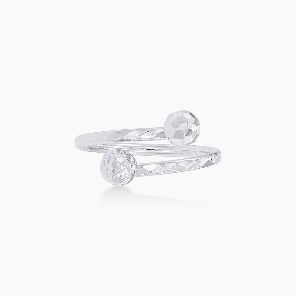 750/18K White Gold Ring GRT408
