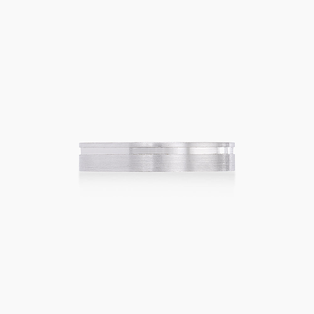 750/18K White Gold Ring GRT414