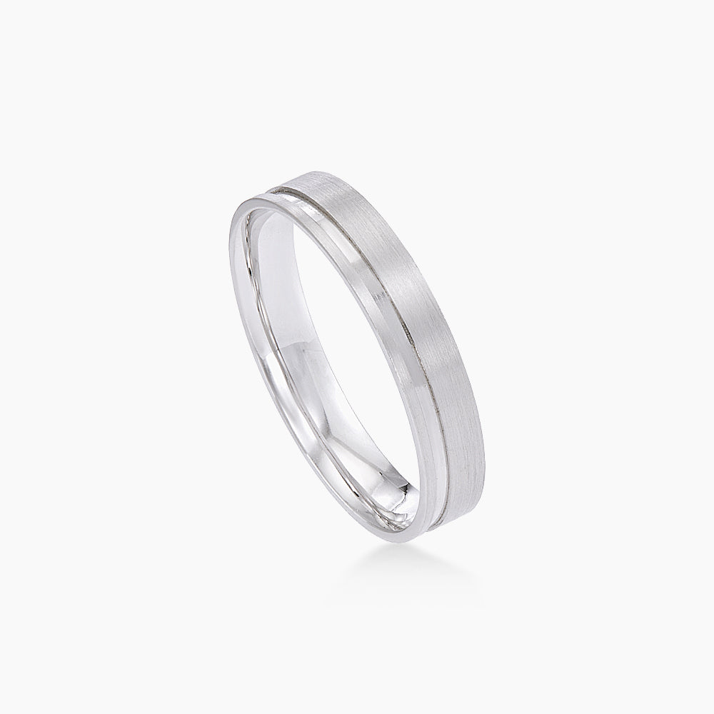 750/18K White Gold Ring GRT414