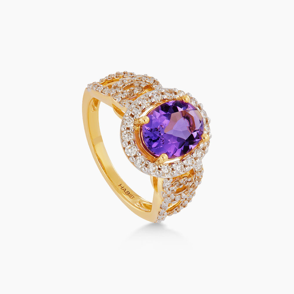 Oval Amethyst and Diamond Ring in 375/9K Yellow Gold 274590226