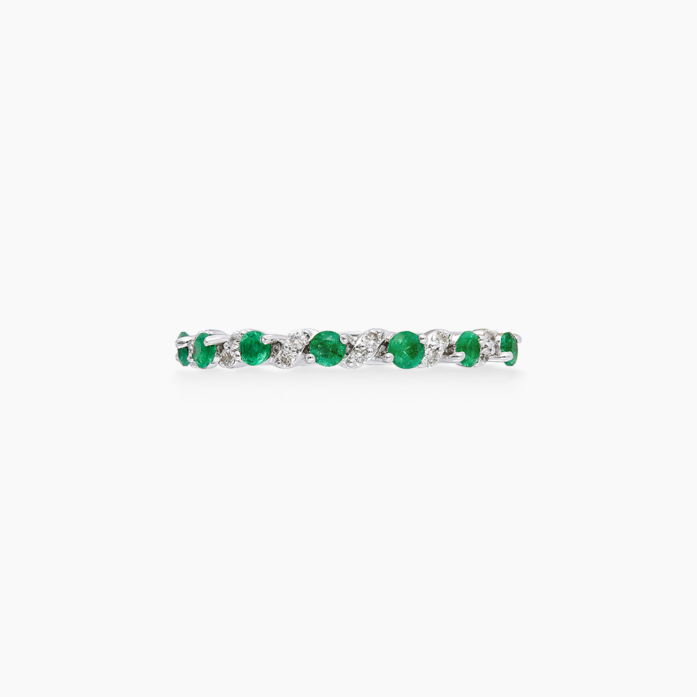 Emerald and Diamond Ring in 375/9K White Gold 275980726