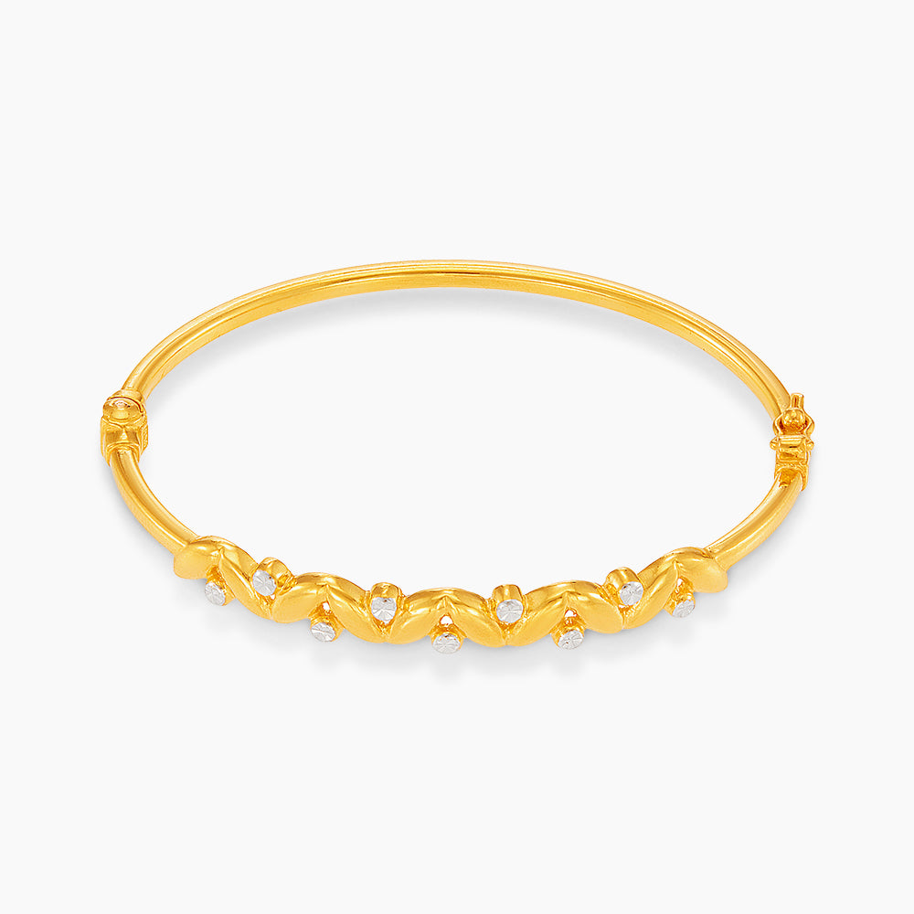 916/22K Yellow and White Gold Bangle 6200232YW(B)